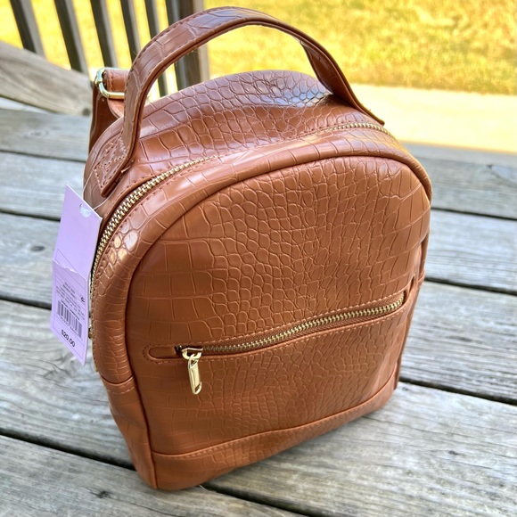 NWT Wild Fable Caramel Brown Crocodile Skin Backpack Purse - Picture 14 of 15